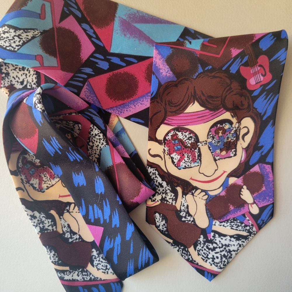 Oaktree Necktie ~ Rock & Roll Singer Motif ~ Korea ~ 1990s Retro Vibe Unisex
